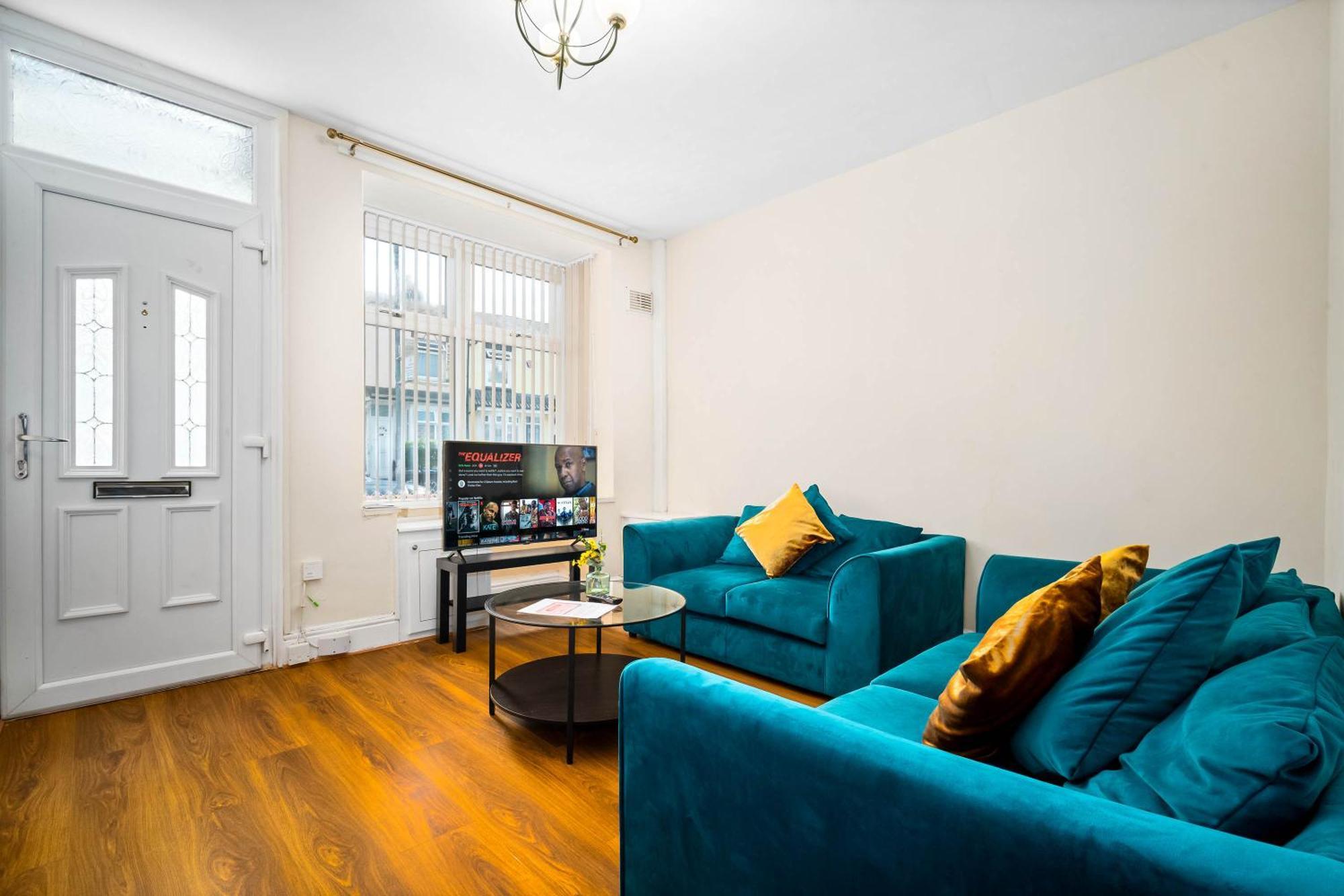 3 Bed House For Contractors & Families And Free Parking Villa Birmingham Dış mekan fotoğraf