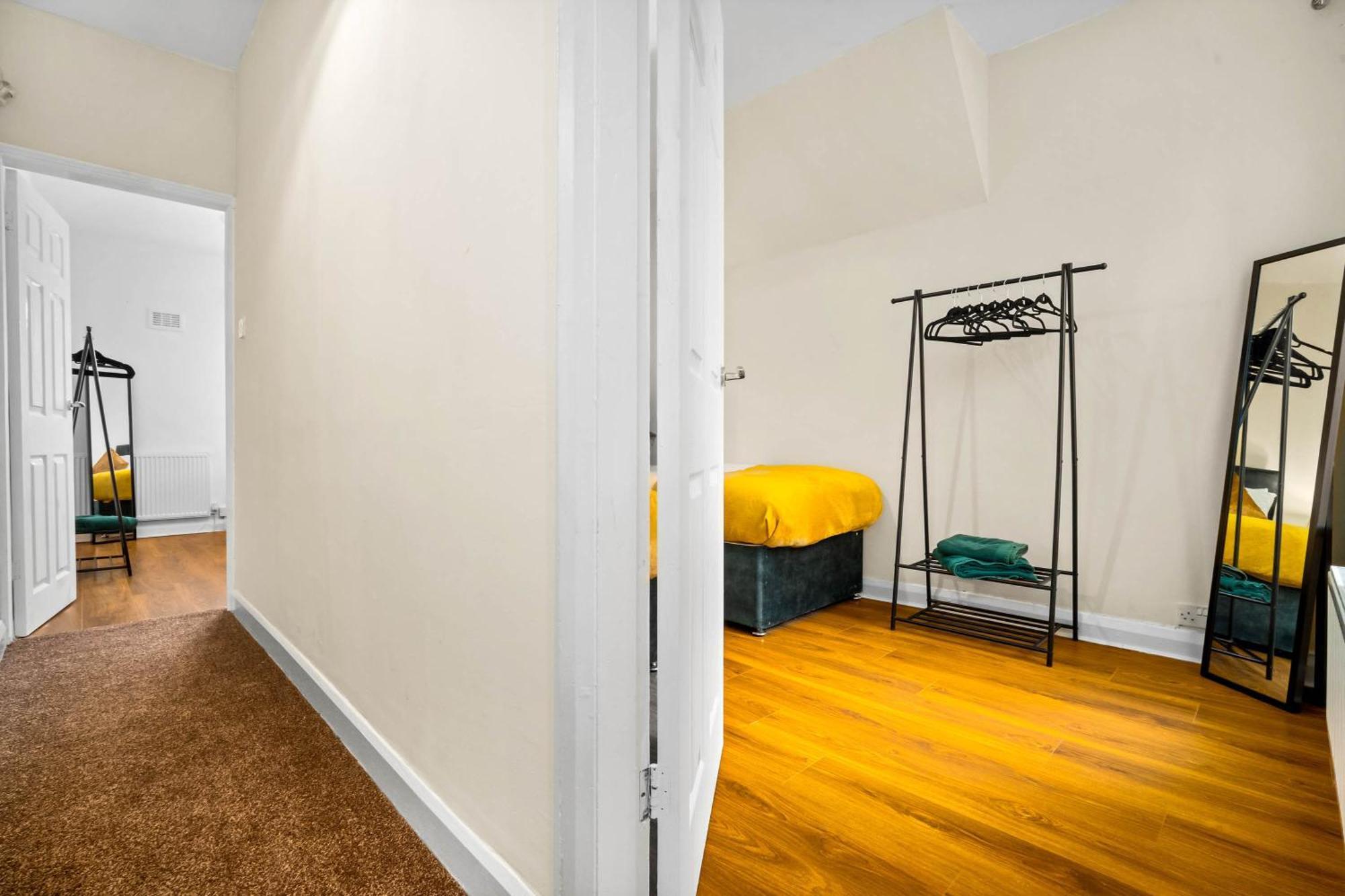 3 Bed House For Contractors & Families And Free Parking Villa Birmingham Dış mekan fotoğraf