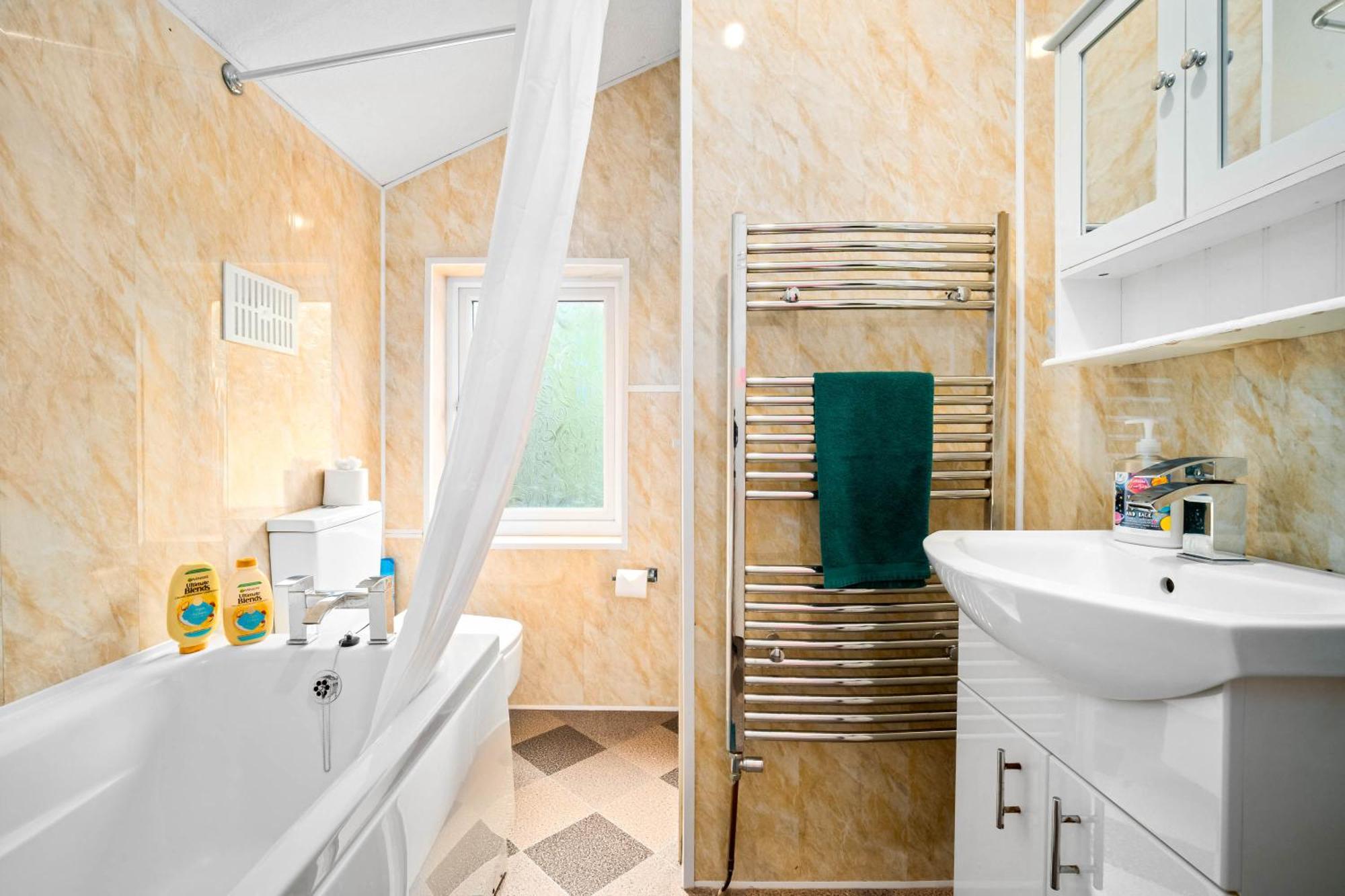 3 Bed House For Contractors & Families And Free Parking Villa Birmingham Dış mekan fotoğraf